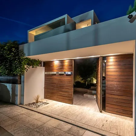 Ippolitus Feliz Daire *