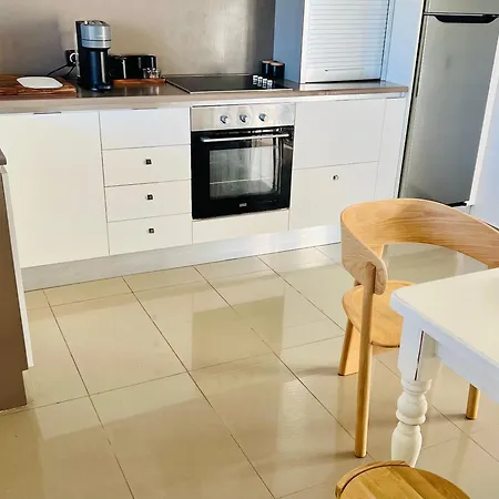 Ippolitus Feliz アパート コス・タウン